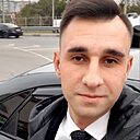 Роман, 33 года