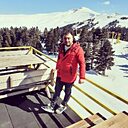 Биналик, 33 года