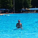 Максим, 44 года