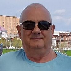 Фотография мужчины Владимир, 66 лет из г. Волжский