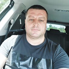 Фотография мужчины Cosmin, 40 лет из г. Pitești