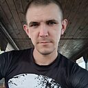 Fox, 32 года