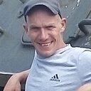 Виктор, 33 года