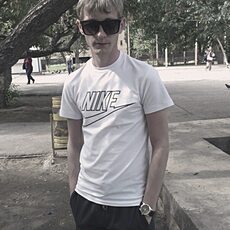 Фотография мужчины Виктор, 33 года из г. Волжский