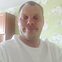 Leon, 43 года
