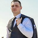 Саша, 33 года