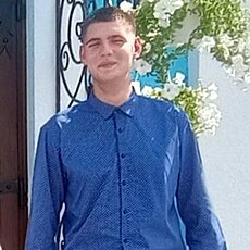 Фотография мужчины Jon, 23 года из г. Брест