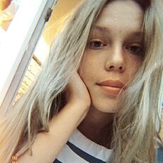 Фотография девушки Оля, 20 лет из г. Ангарск