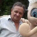 Алекс, 64 года