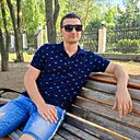 Михаил, 33 года
