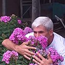Владимир Плут, 57 лет
