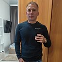 Виктор, 33 года