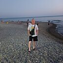 Dmitrii, 45 лет