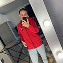 Виктор, 25 лет
