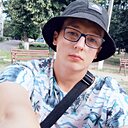 Антон, 24 года