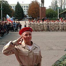 Фотография девушки Настя Нионова, 19 лет из г. Стаханов