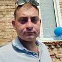 Денис, 33 года