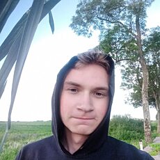 Фотография мужчины Данил, 24 года из г. Озерск (Калининградская Обл)