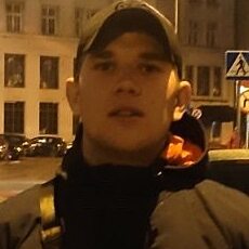 Фотография мужчины Артем, 30 лет из г. Варшава