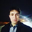 Алиёр, 29 лет