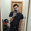 Денис, 23 года