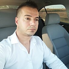 Фотография мужчины Daniel, 31 год из г. Ploiești