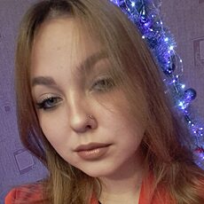 Фотография девушки Ксения, 19 лет из г. Енакиево