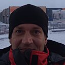 Www, 42 года
