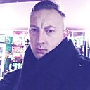 Bucks Bani, 34 года