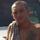 Михаил, 32 года