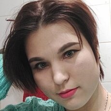 Фотография девушки Полина, 23 года из г. Молодогвардейск