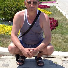 Фотография мужчины Виктор Денизбаев, 62 года из г. Волгоград