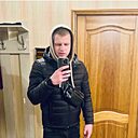 Макс, 33 года