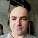Валодя, 44 года