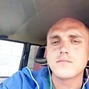No Mc, 31 год