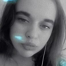 Фотография девушки Катюша, 19 лет из г. Калачинск