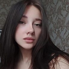 Фотография девушки Алина, 19 лет из г. Темиртау