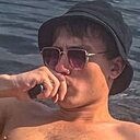 Виктор, 25 лет