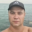 Олег, 44 года