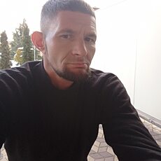 Фотография мужчины Олег, 45 лет из г. Новомосковск
