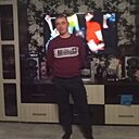 Саша, 33 года