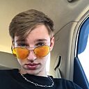 Саша, 23 года