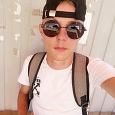 Фотография мужчины Павел, 20 лет из г. Змеиногорск