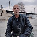 Ян, 42 года