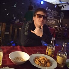 Фотография мужчины Максим, 24 года из г. Железногорск