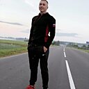 Максим, 24 года