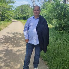 Фотография мужчины Ionuț, 34 года из г. Urziceni