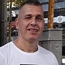 Ionut, 42 года