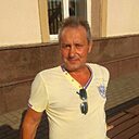 Костик, 64 года