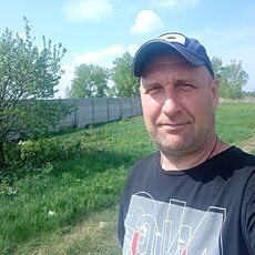 Фотография мужчины Владимир, 47 лет из г. Саратов